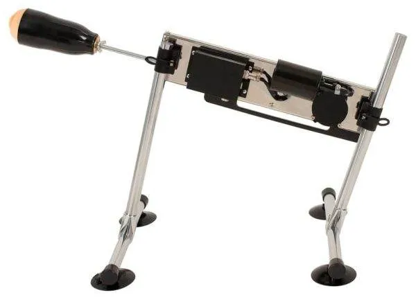 The Banger - Strombetriebene Sex-Maschine mit Dildos und Masturbator The Banger - Strombetriebene Sex-Maschine mit Dildos und Masturbator