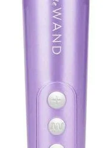 le Wand Petite Rosegold - Kompakter Massagestab für unterwegs Violett le Wand Petite Rosegold - Kompakter Massagestab für unterwegs Violett – Bild 2