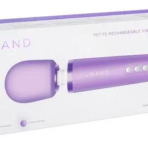 le Wand Petite Rosegold - Kompakter Massagestab für unterwegs Violett le Wand Petite Rosegold - Kompakter Massagestab für unterwegs Violett – Bild 1
