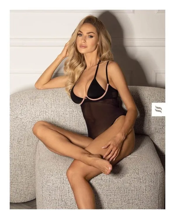 Obsessive Body Selinne - Eleganter Stretch-Netz Body schwarz Größe XL/2XL Obsessive Body Selinne - Eleganter Stretch-Netz Body schwarz Größe XL/2XL