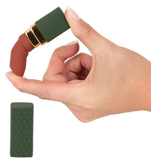 Emerald Love Lippenstift-Vibrator: Luxus-Minivibrator mit 10 Vibrationsmodi, Soft Touch-Spitze & wasserdicht Grün/Gold/Rot Emerald Love Lippenstift-Vibrator: Luxus-Minivibrator mit 10 Vibrationsmodi, Soft Touch-Spitze & wasserdicht Grün/Gold/Rot