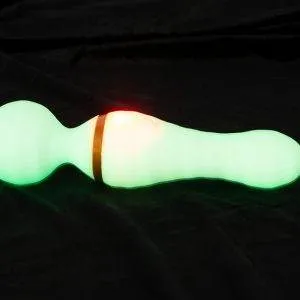You2Toys Glow in the Dark Wand Vibrator - Leuchtender Massager You2Toys Glow in the Dark Wand Vibrator - Leuchtender Massager – Bild 7
