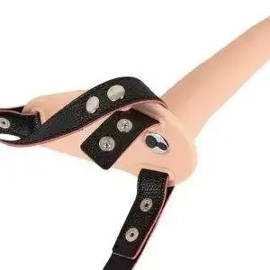 You2Toys Vibrating Strap-On - Verstellbares Harness mit 10 Vibrationsmodi You2Toys Vibrating Strap-On - Verstellbares Harness mit 10 Vibrationsmodi – Bild 8