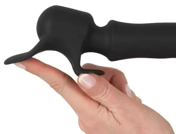 Rebel Man Wand - Kraftvoller Massagestab mit Masturbator-Ring Rebel Man Wand - Kraftvoller Massagestab mit Masturbator-Ring