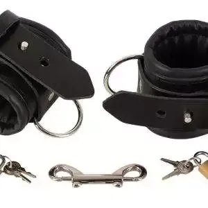 ZADO Leder-Handfesseln mit Schlössern - Schwarz ZADO Leder-Handfesseln mit Schlössern - Schwarz – Bild 7