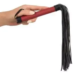 Bad Kitty Fesselset: Maske, Peitsche, Knebel, Hand- und Fußfesseln rot-schwarz Bad Kitty Fesselset: Maske, Peitsche, Knebel, Hand- und Fußfesseln rot-schwarz – Bild 7