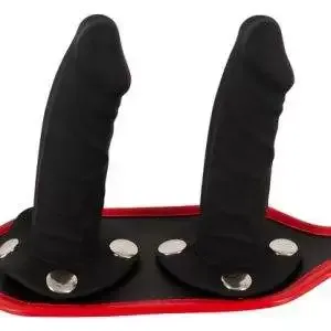 Bad Kitty Strap-on-String Set - Lederoptik - inklusive 3 Silikon-Dildos Bad Kitty Strap-on-String Set - Lederoptik - inklusive 3 Silikon-Dildos – Bild 7