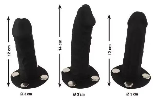 Bad Kitty Strap-on-String Set - Lederoptik - inklusive 3 Silikon-Dildos Bad Kitty Strap-on-String Set - Lederoptik - inklusive 3 Silikon-Dildos
