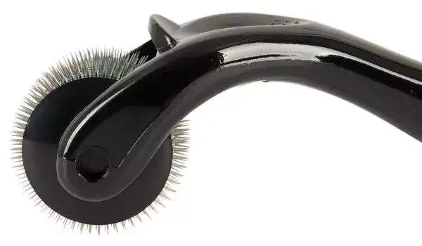 Fetish Collection Nervenrad Micro Pinwheel- Schwarz, handlich, 13,4 cm Fetish Collection Nervenrad Micro Pinwheel- Schwarz, handlich, 13,4 cm – F