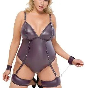 Cottelli BONDAGE Stringbody Dunkellila, Größe S/M, Mattlook mit abnehmbaren Fesseln Cottelli BONDAGE Stringbody Dunkellila, Größe S/M, Mattlook mit abnehmbaren Fesseln – B