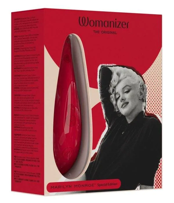 Womanizer Marilyn Monroe Special Edition - Klitorisstimulator mit Pleasure Air Technology, 10 Intensitäten, wasserdicht, Full Soft Touch-Oberfläche, inkl. Magnetic Charger-Ladekabel, Aufbewahrungsbeutel, Ersatzaufsatz - 148 x 48 x 35 mm. 118 g. – Verpackung Womanizer Marilyn Monroe Special Edition - Klitorisstimulator mit Pleasure Air Technology, 10 Intensitäten, wasserdicht, Full Soft Touch-Oberfläche, inkl. Magnetic Charger-Ladekabel, Aufbewahrungsbeutel, Ersatzaufsatz - 148 x 48 x 35 mm. 118 g. – Verpackung