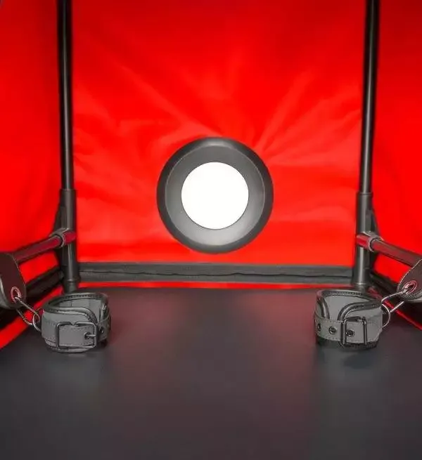 Secret Dome BDSM Kabine Secret Dome BDSM Kabine